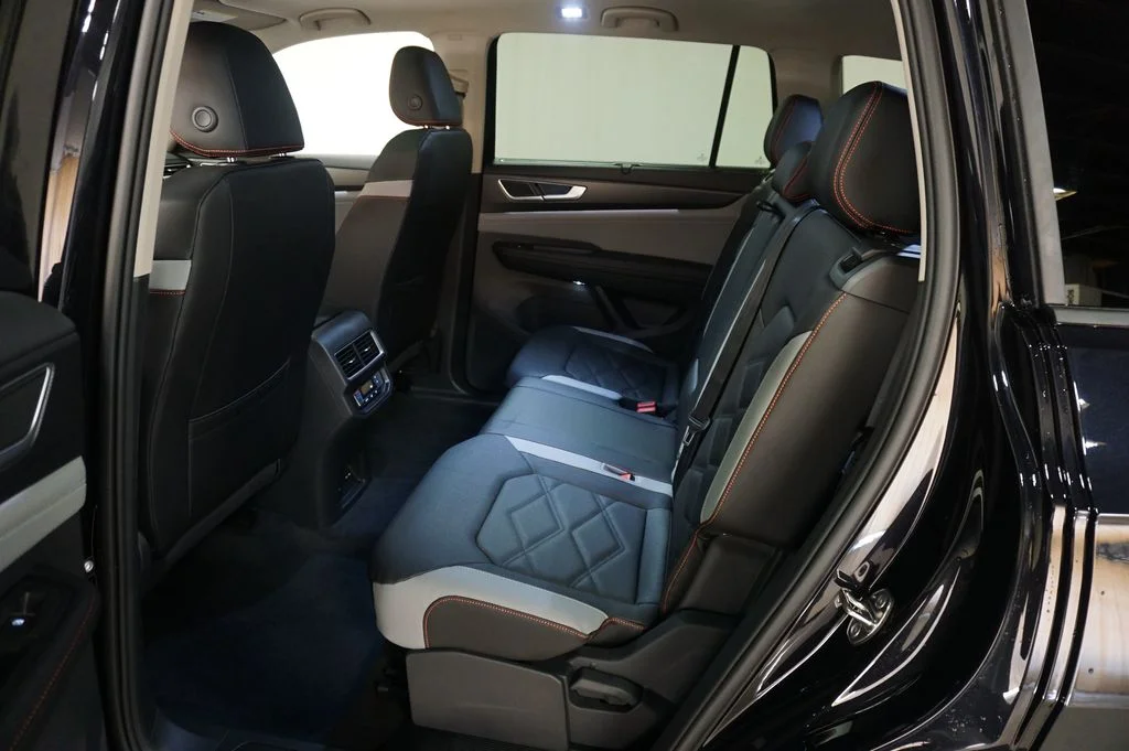 New 2026 Black Volkswagen 2.0T Peak Edition image 11
