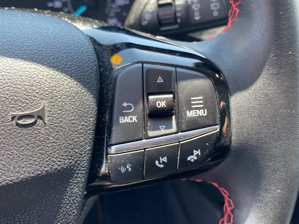 Used 2022 Agate Black Ford SEL image 15