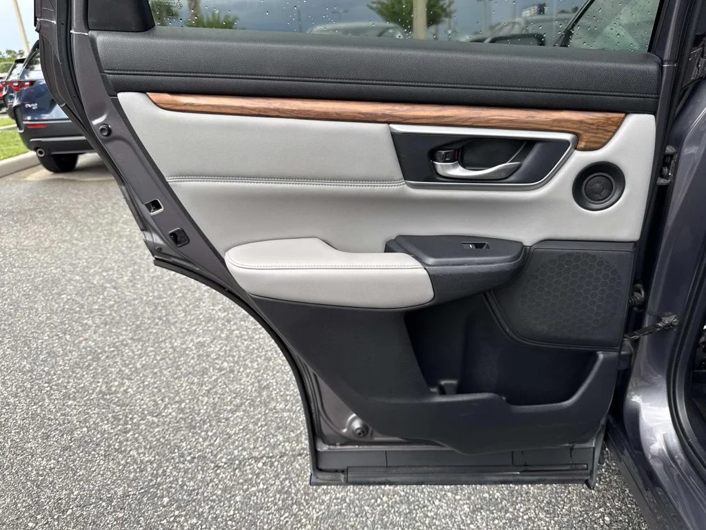 Used 2019  Honda EX-L image 12