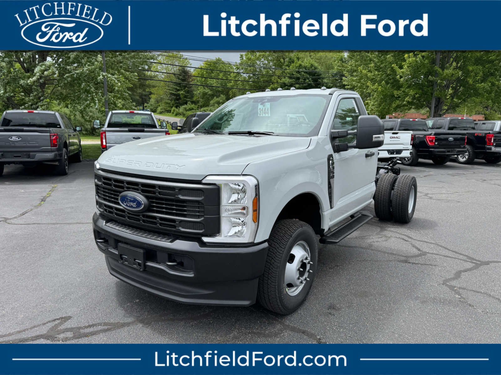 2026 Ford Super Duty F-350 DRW XL