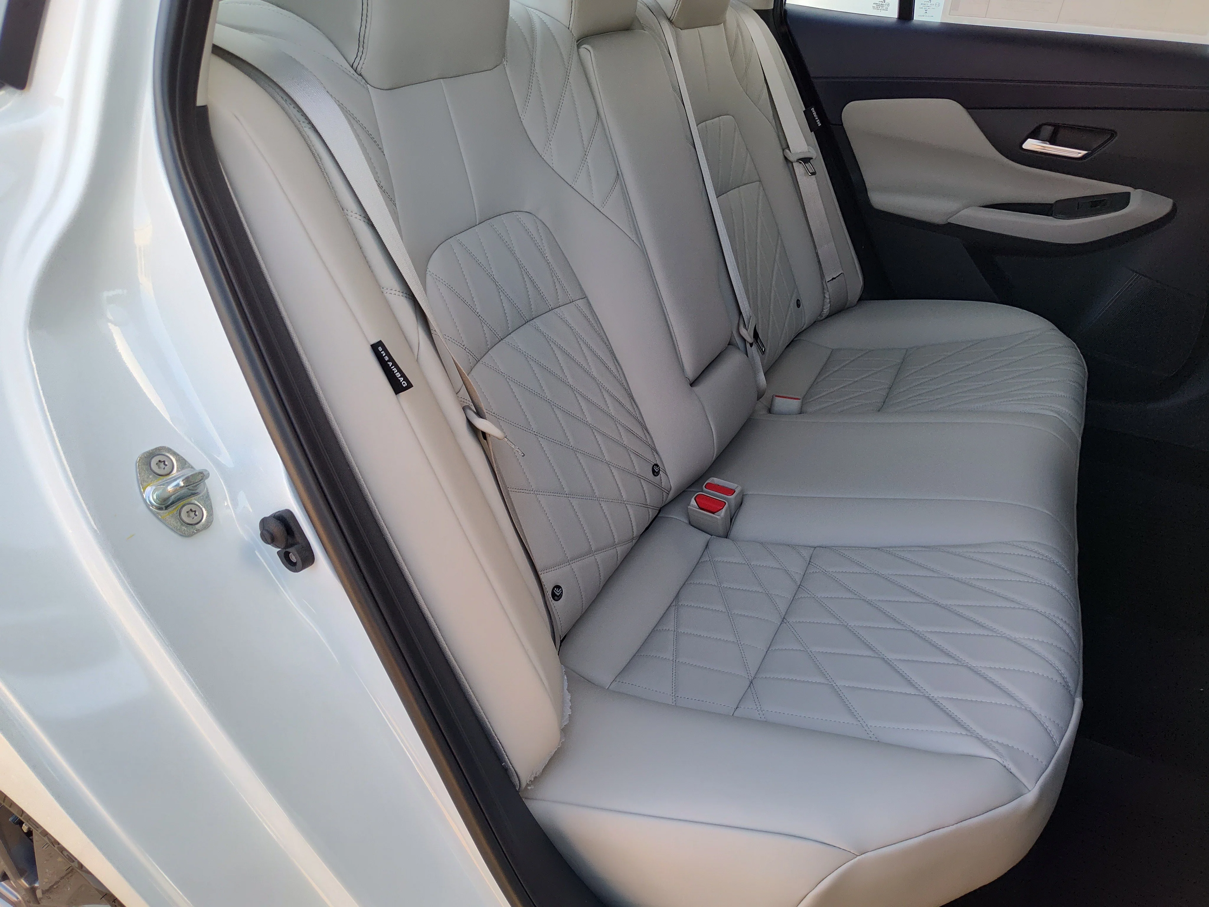 New 2026 Aspen White TriCoat Nissan SL image 14