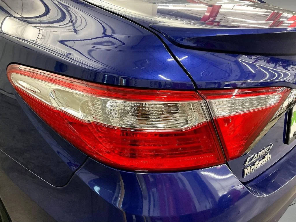 Used 2016 Blue Toyota XSE V6 image 34
