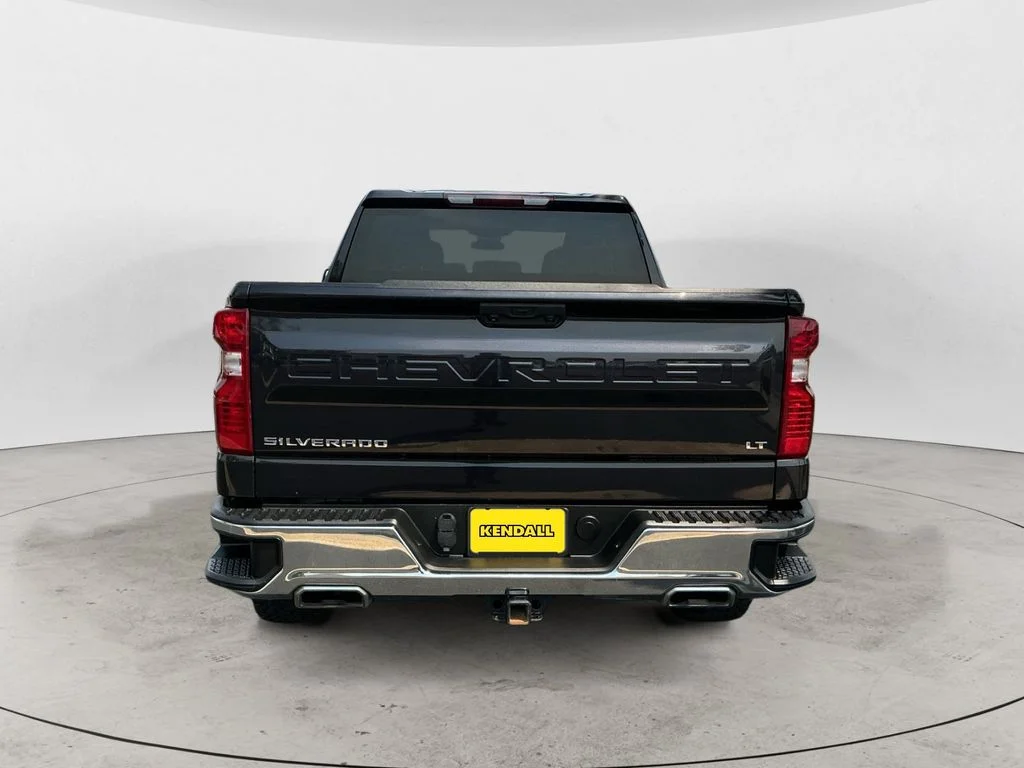 Used 2022 Gray Chevrolet LT image 6