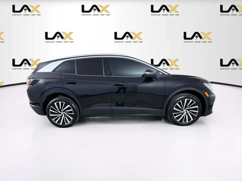 Used 2023 Black Volkswagen Pro S Plus image 8