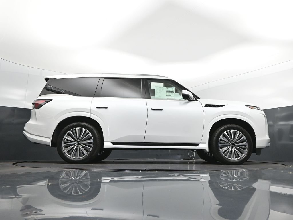 New 2026 RADIANT WHITE INFINITI Luxe 2WD image 44