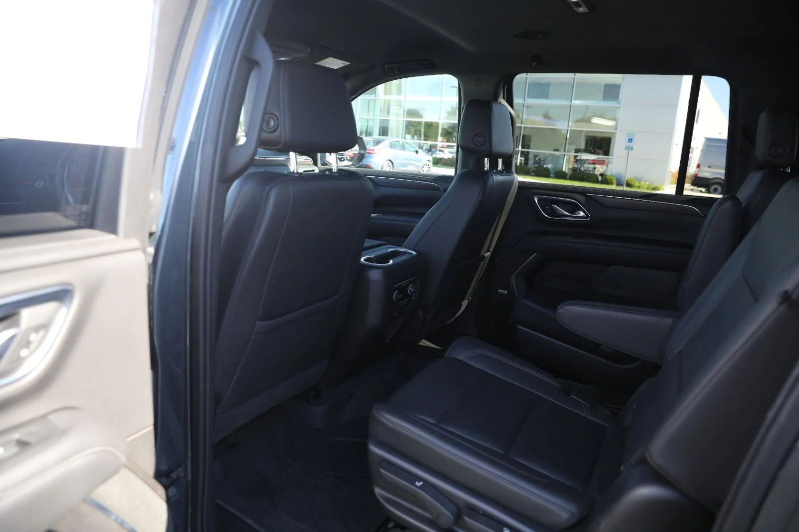 Used 2021 Shadow Gray Metallic Chevrolet Z71 image 24
