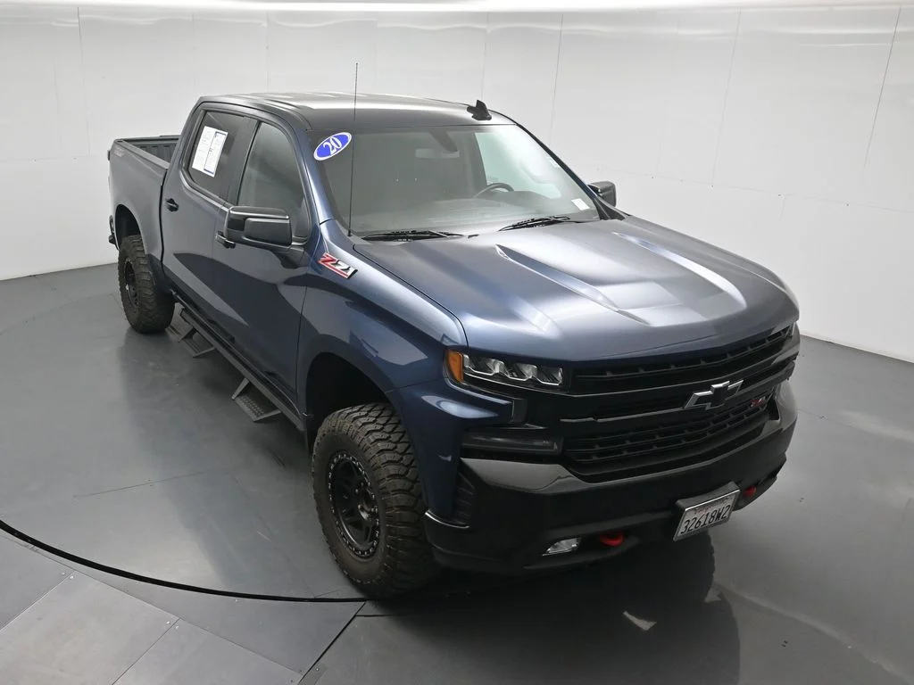 Used 2020 Blue Chevrolet LT Trail Boss image 38
