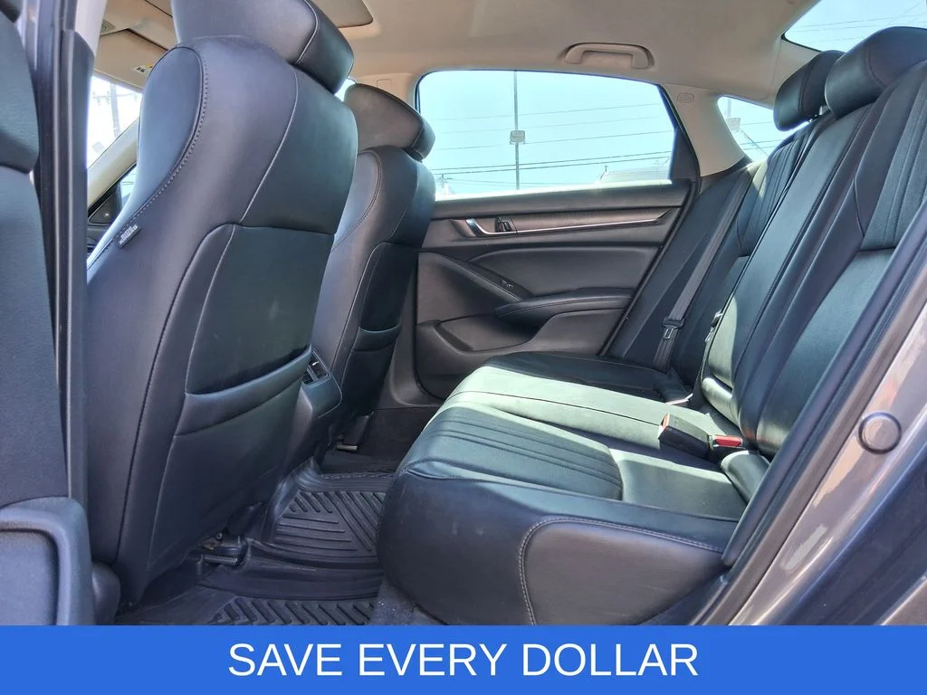 Used 2018 Gray Honda EX-L image 16