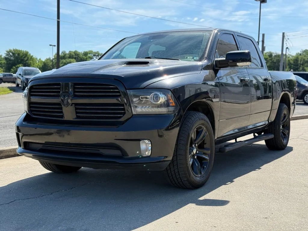 Used 2016 Black Ram Sport image 2