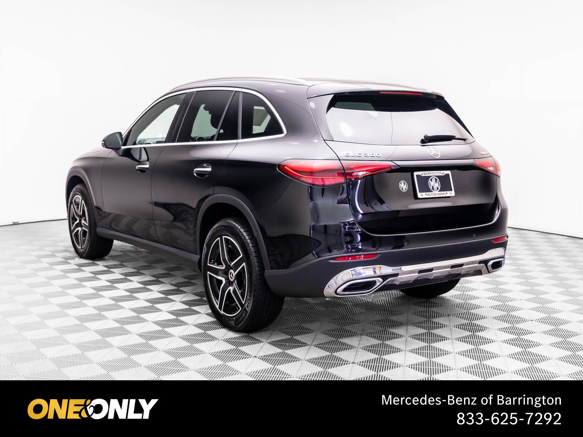 New 2027 Black Mercedes-Benz GLC 300 image 43
