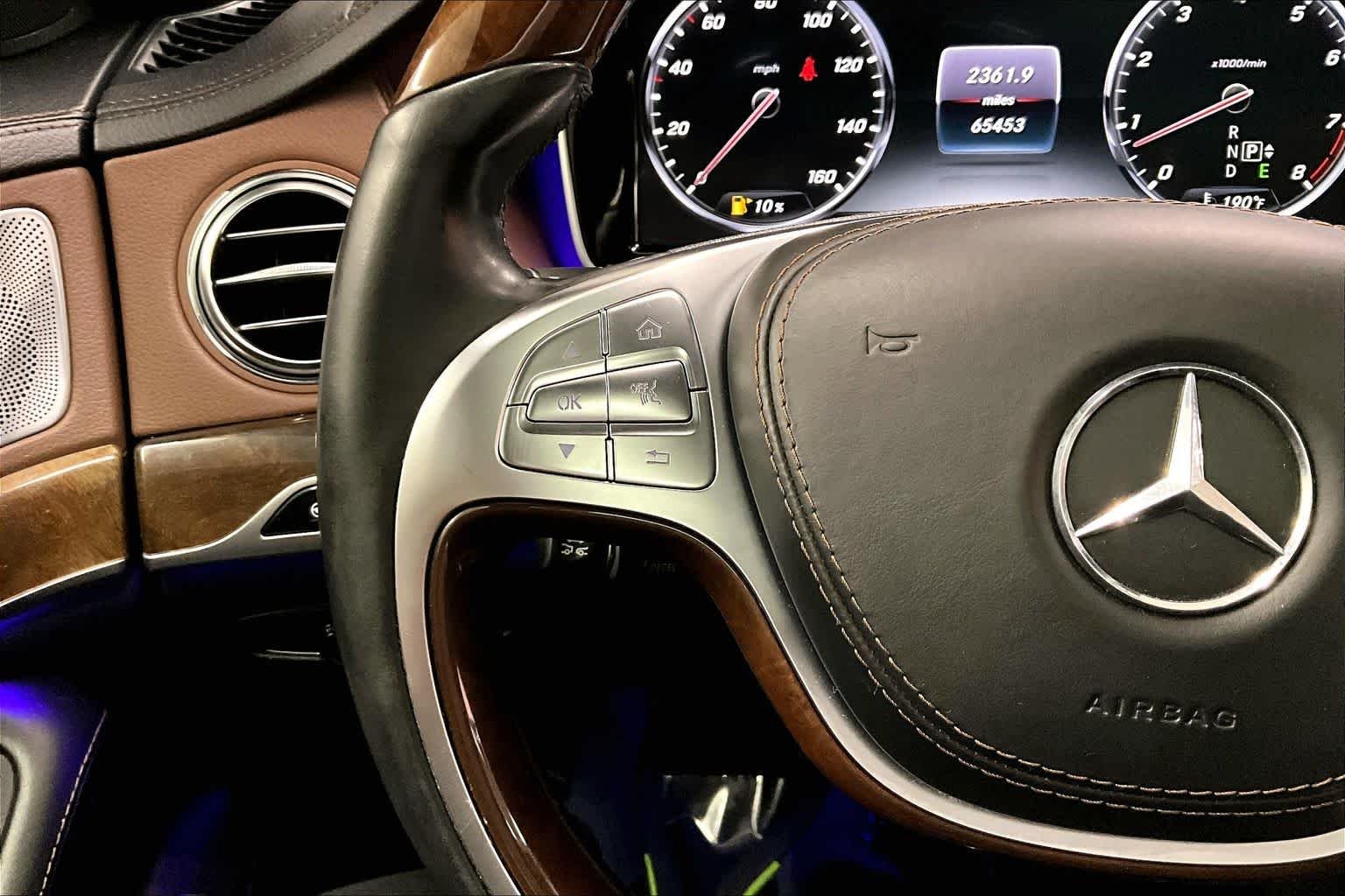 Used 2017 designo Diamond White Metallic Mercedes-Benz S 550 image 24