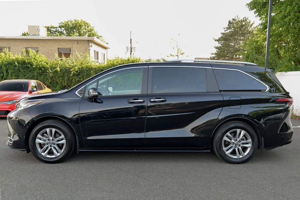 Used 2023 Midnight Black Metallic Toyota Limited image 4