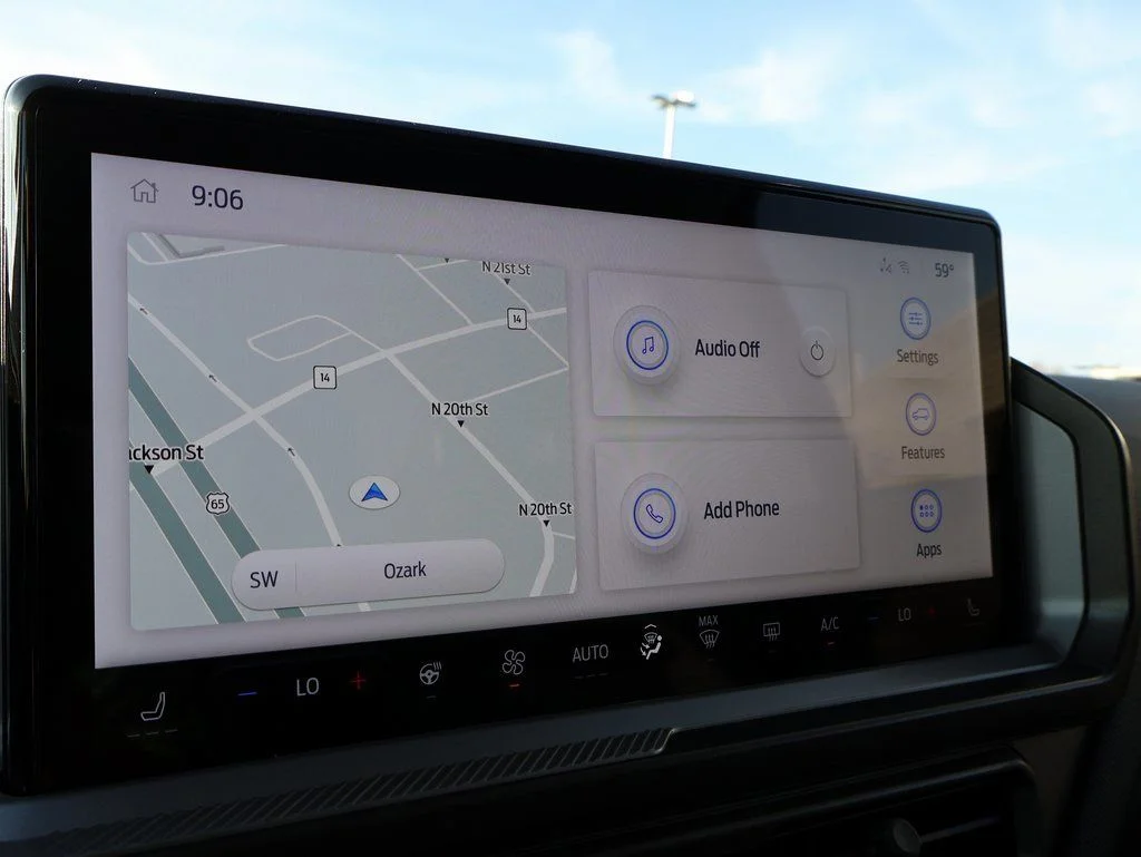 New 2025 Shadow Black Ford Outer Banks® image 33