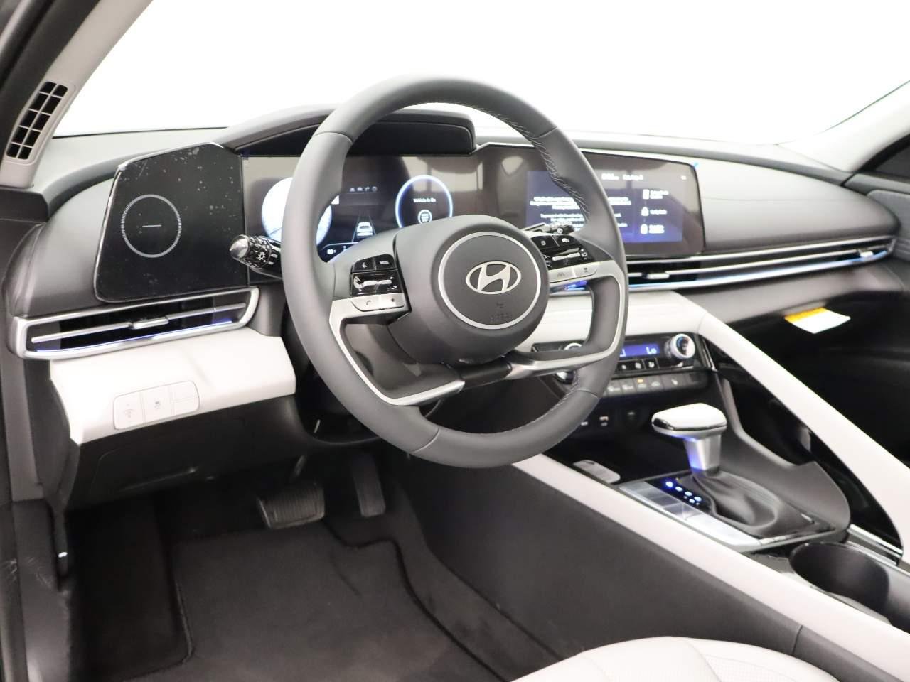 New 2026 Ecotronic Gray Pearl Hyundai Limited image 13
