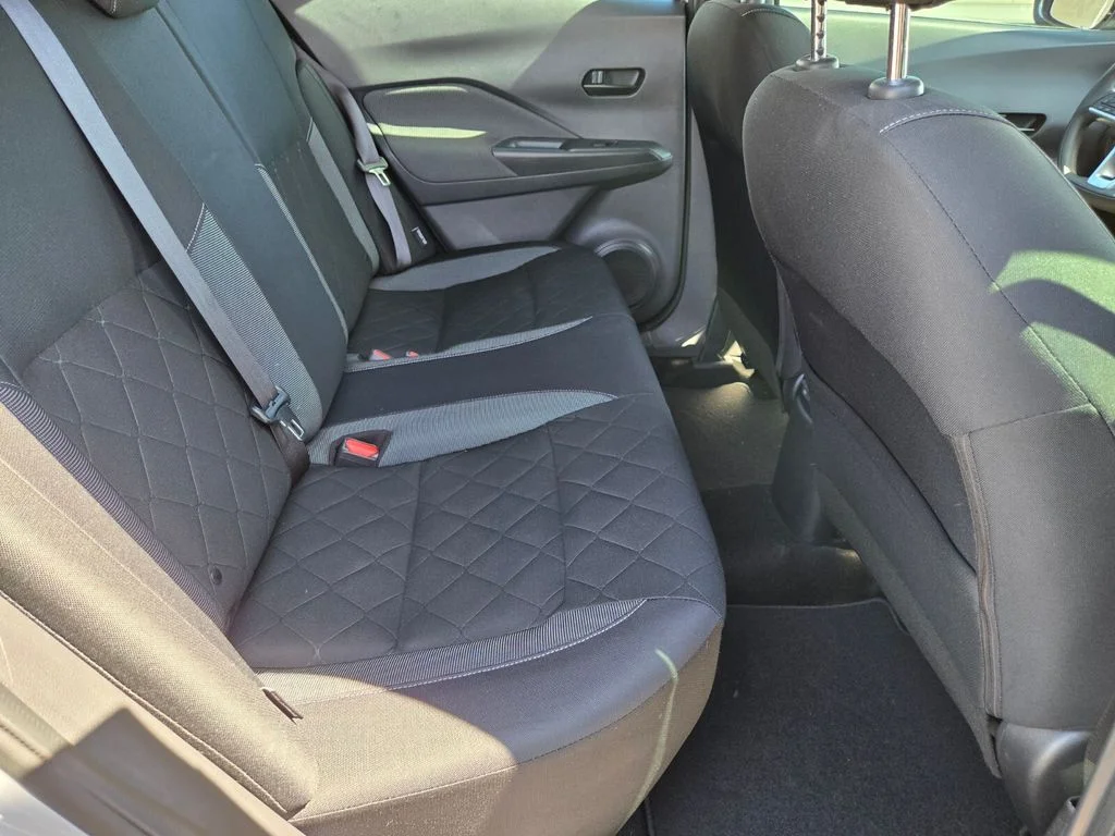 Certified Used 2020 Silver Nissan S image 18