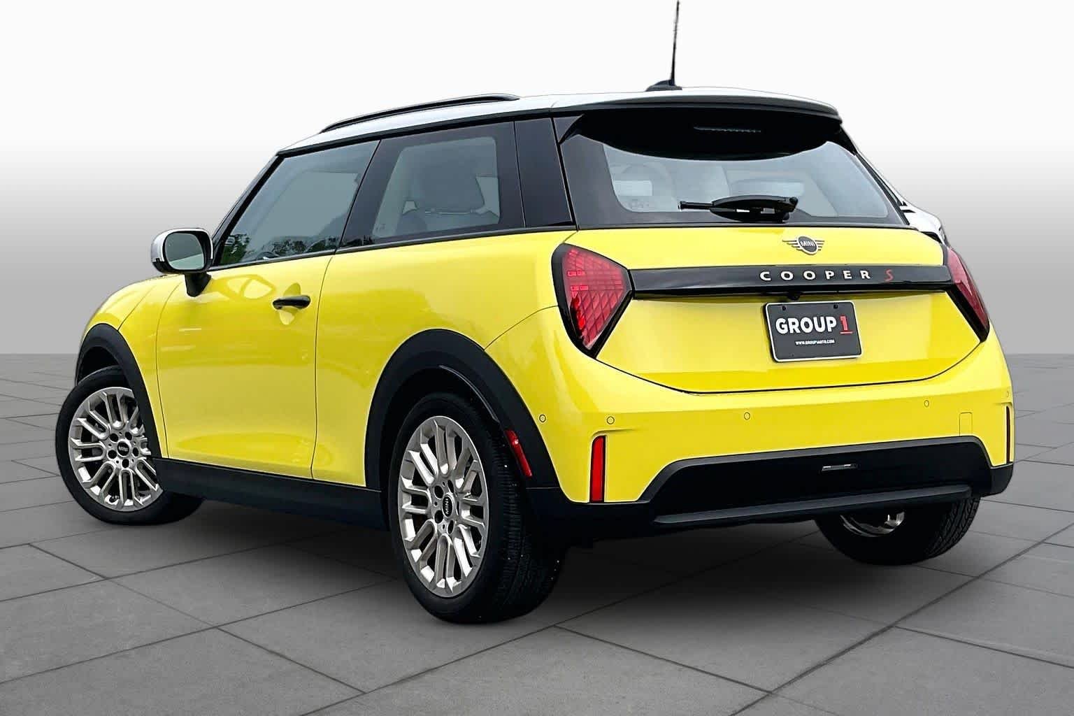 Used 2025 Sunny Side Yellow MINI Cooper S image 10