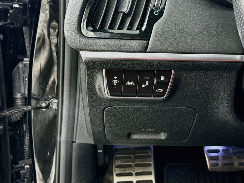 Used 2020 Black Kia GT2 image 11