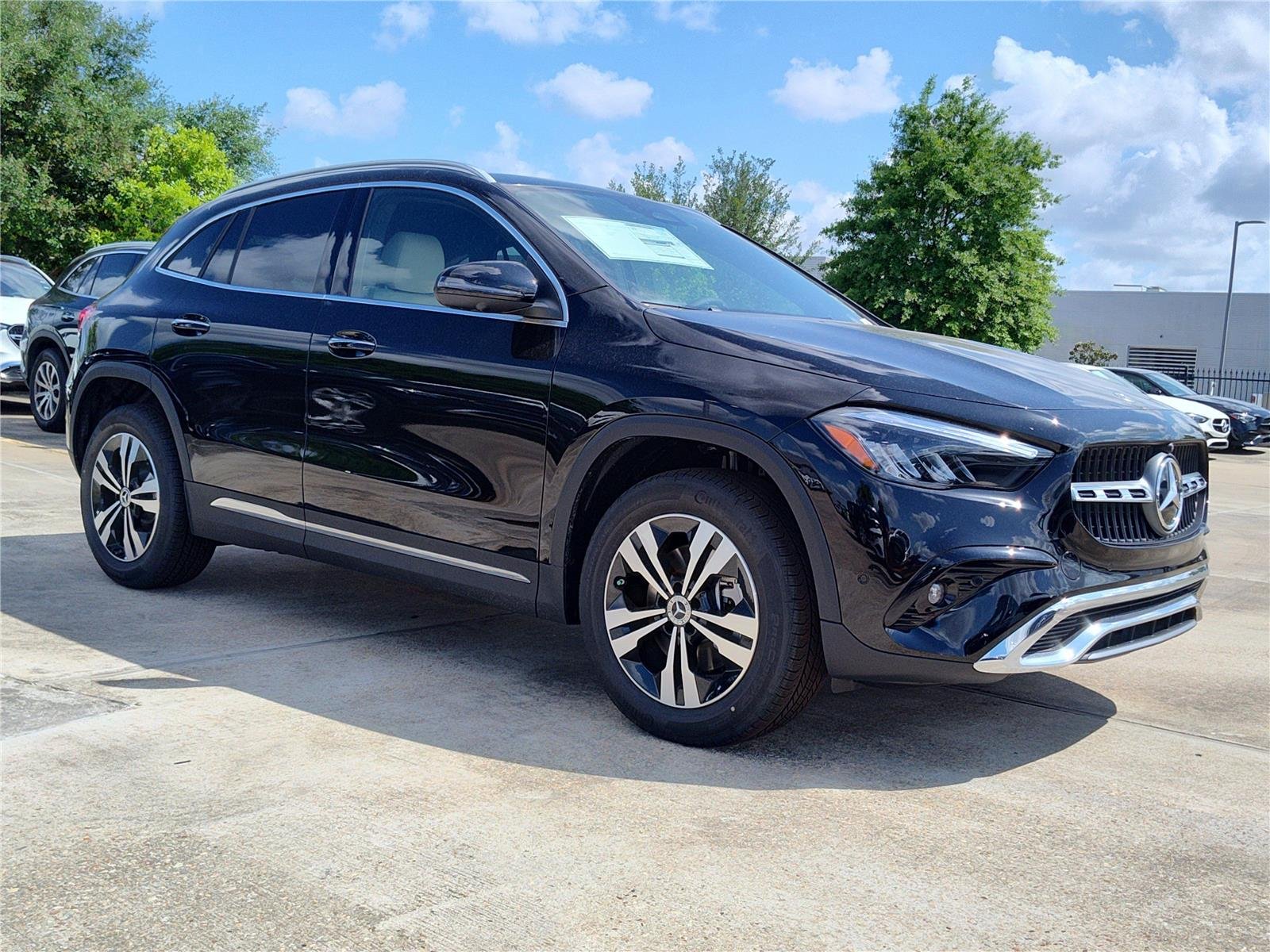 New 2026 Night Black Mercedes-Benz GLA 250 image 5