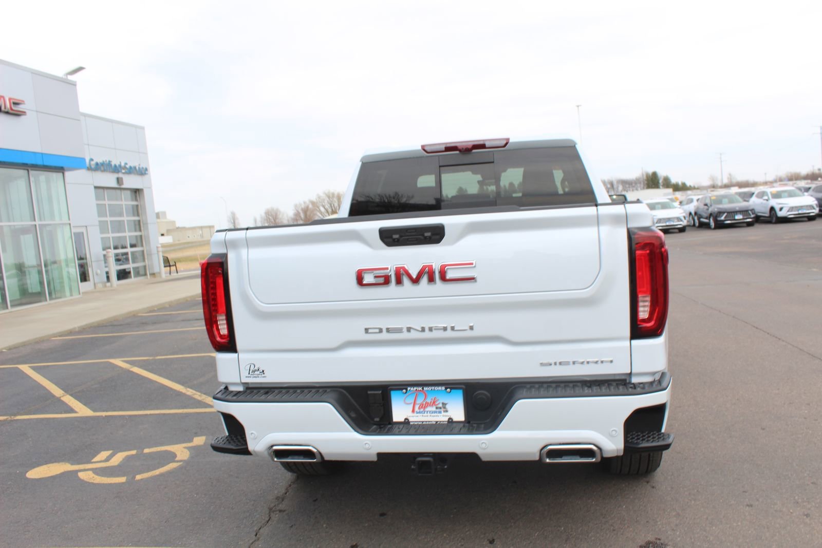 2026 GMC Sierra 1500 Denali - Photo 13