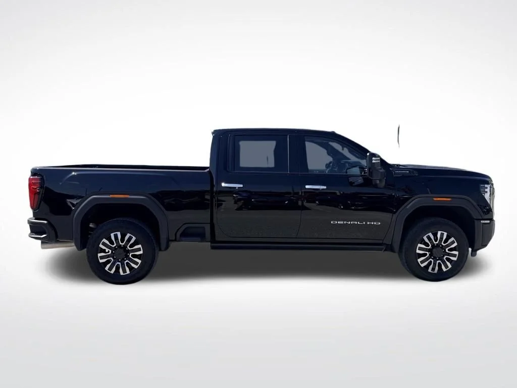 Used 2024 Black GMC Denali Ultimate image 7