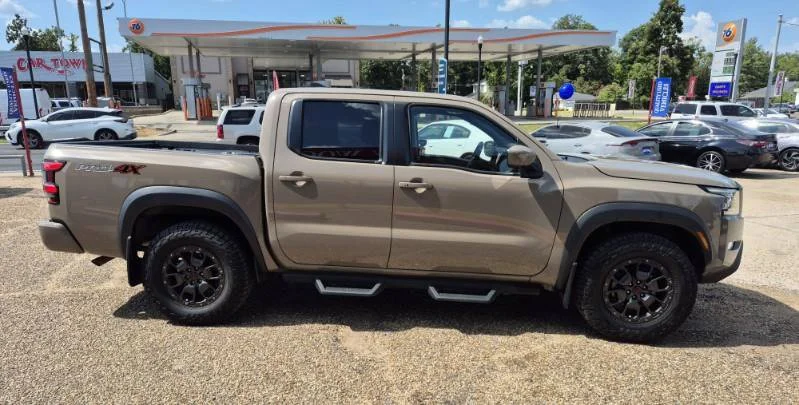 Used 2023 Beige Nissan PRO-4X image 5