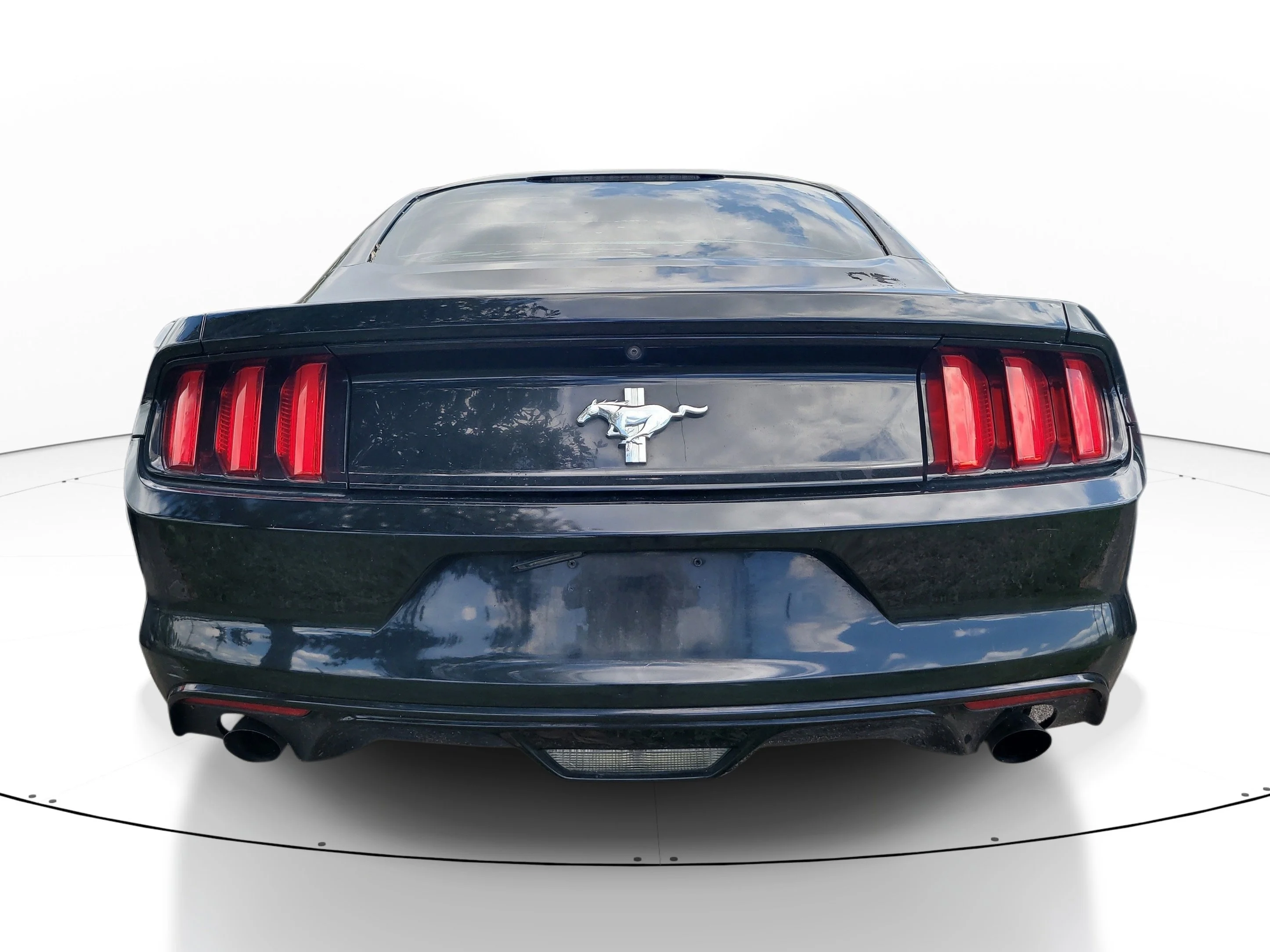 Used 2017 Shadow Black Ford V6 image 5