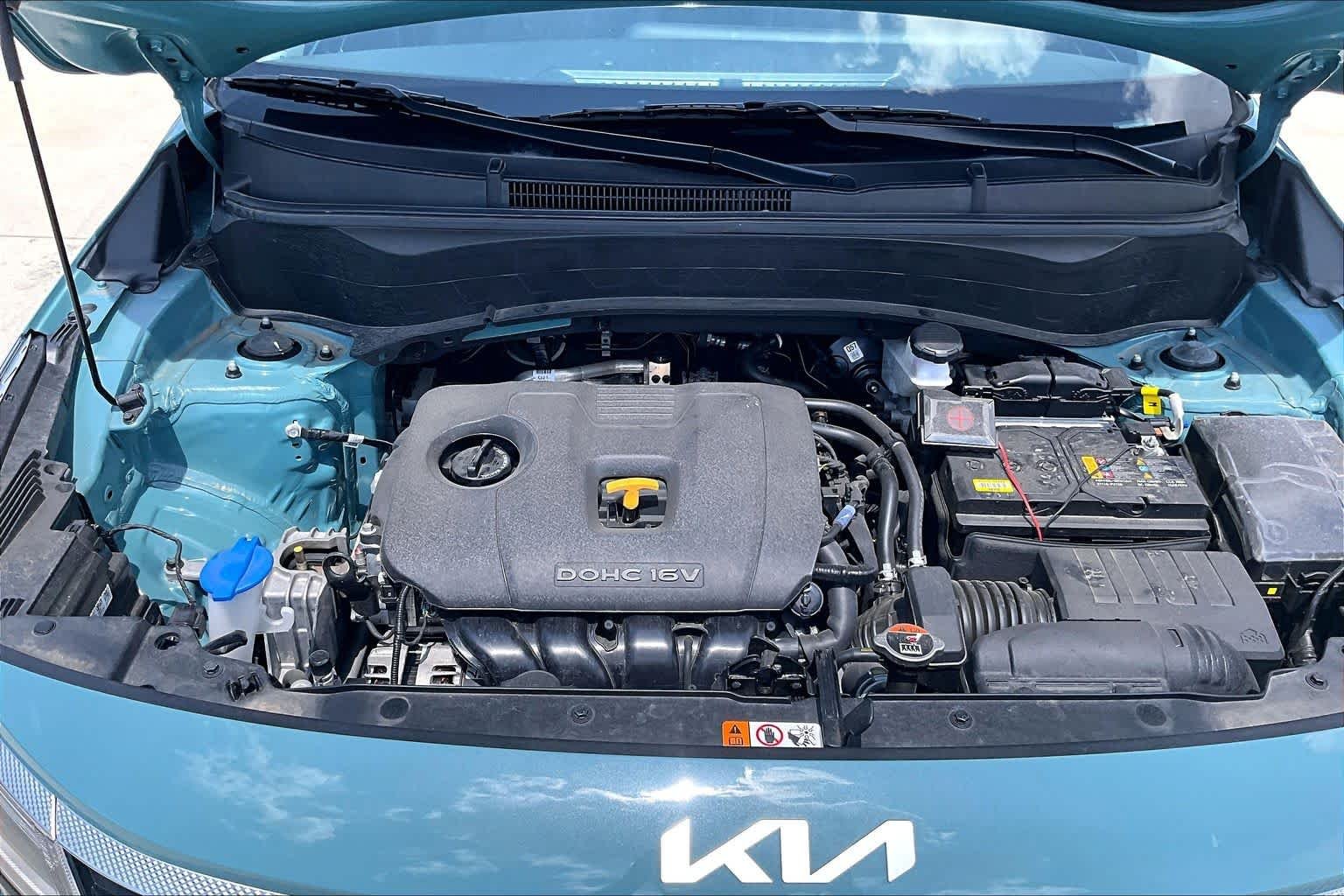 Used 2026 Pluton Blue/Black Roof Kia S image 30