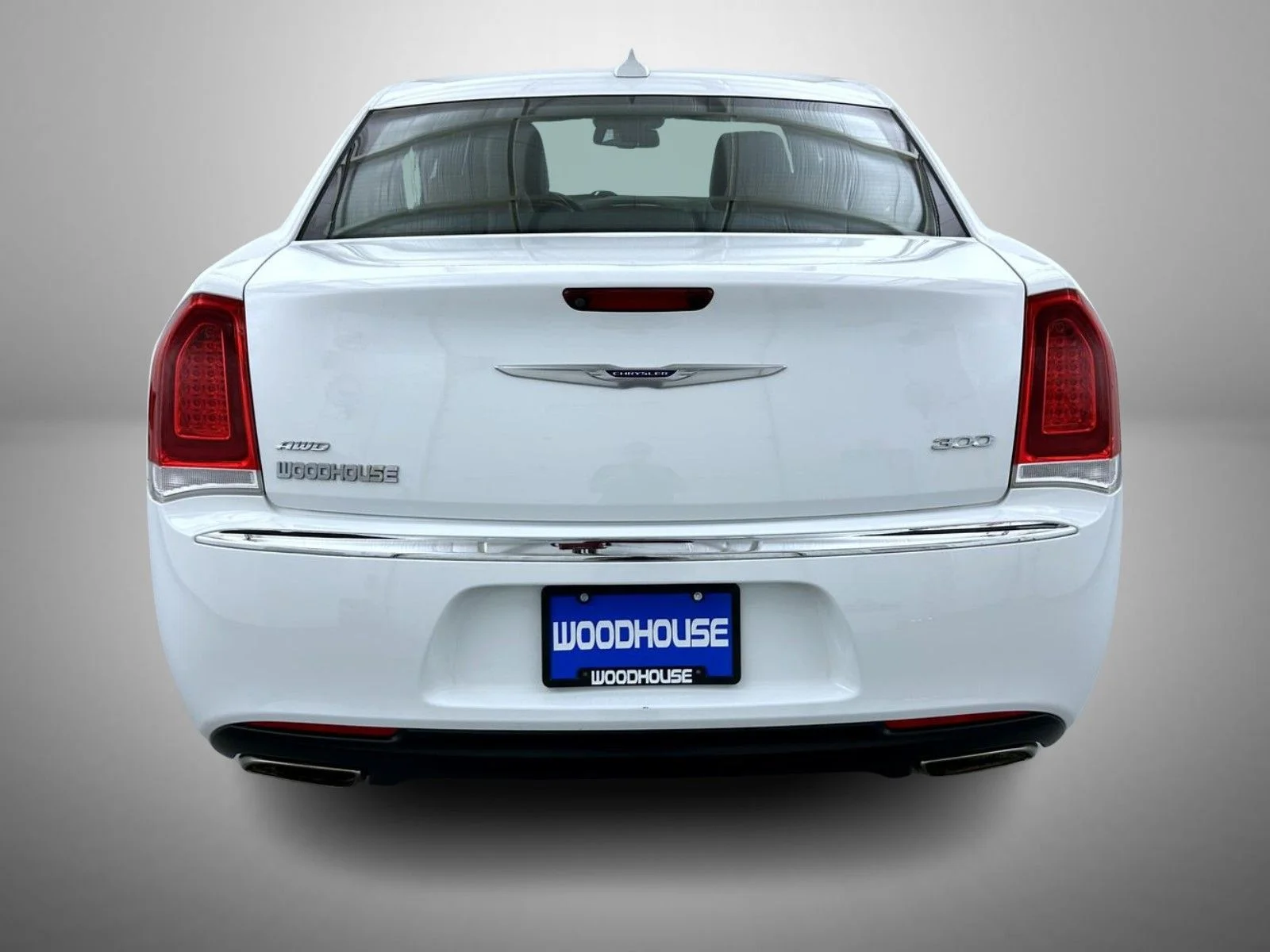 Used 2020 White Chrysler Limited image 6