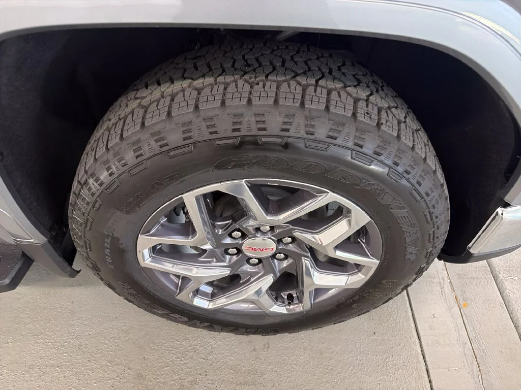 New 2026 Sterling Metallic GMC SLT image 4