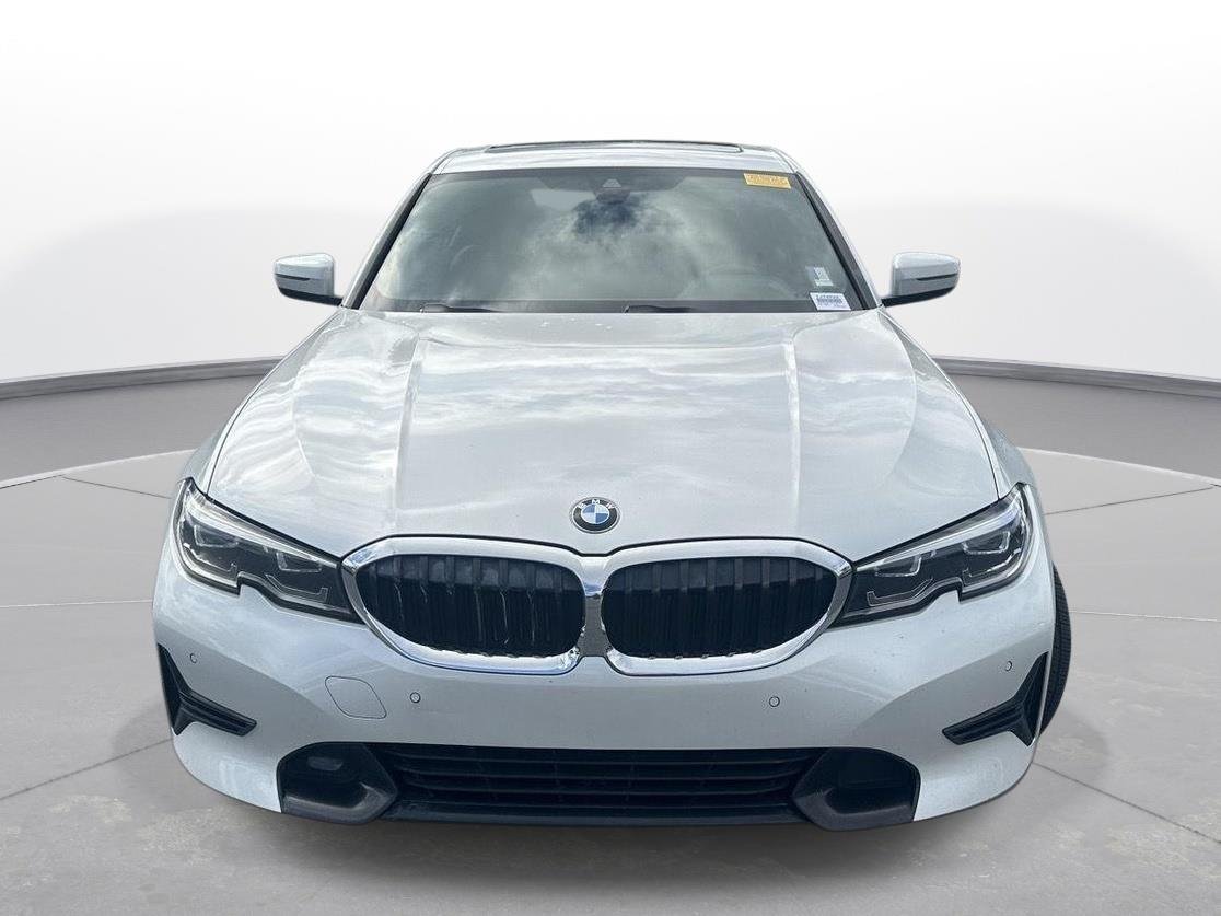 Used 2019 Mineral White Metallic BMW 330i xDrive image 3