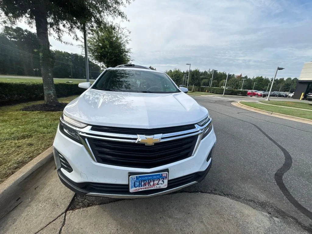 Used 2023 White Chevrolet LT image 6