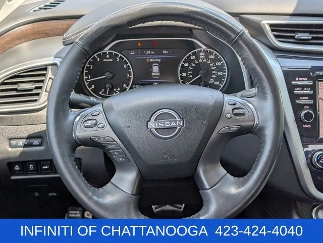 Used 2023 Red Nissan Platinum image 23