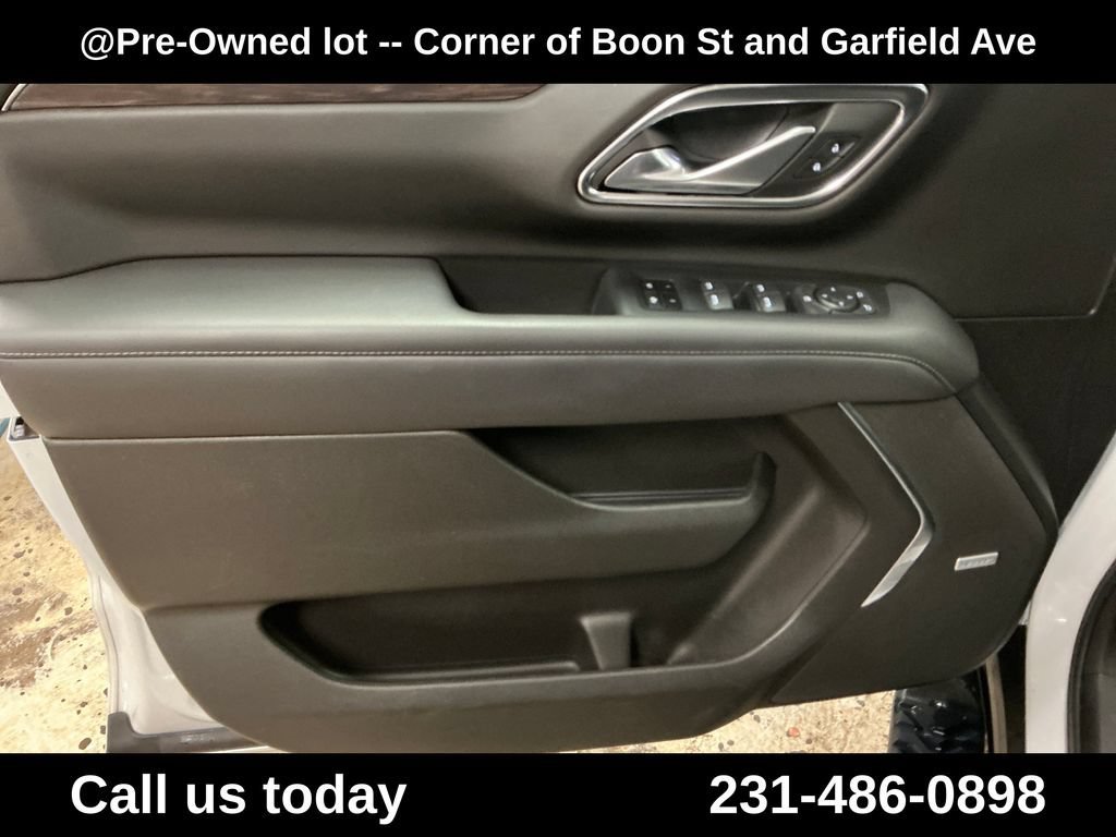 Used 2021 SUMMIT WHITE Chevrolet Z71 image 15
