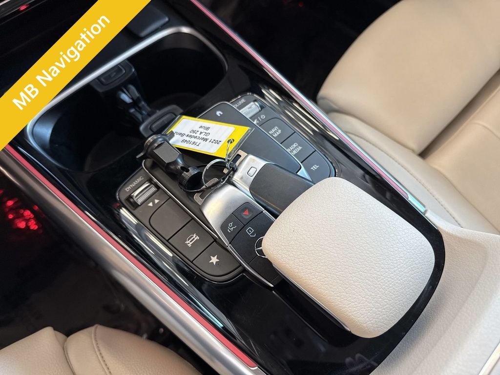 Used 2021  Mercedes-Benz GLA 250 image 19