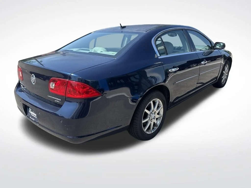 Used 2007 Ming Blue Metallic Buick CXL image 16