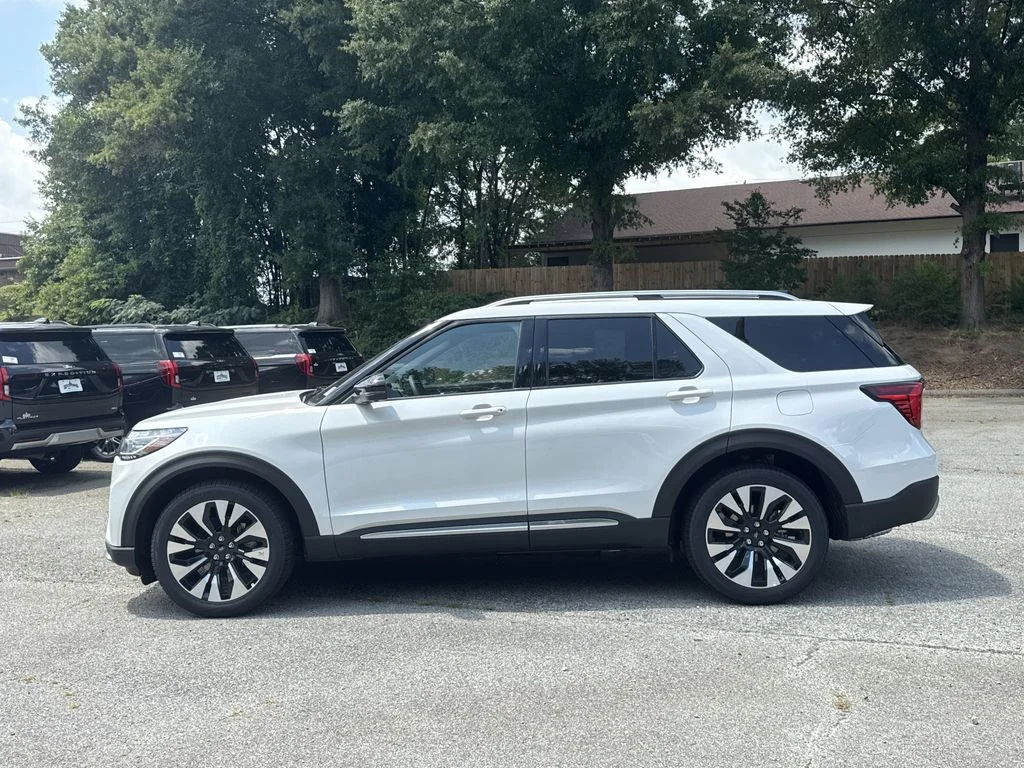 New 2026 White Ford Platinum image 4