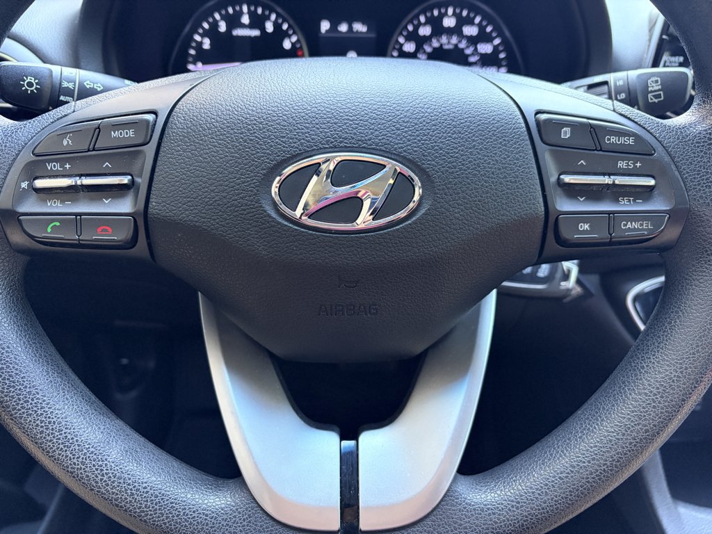 Used 2018 Summit Gray Hyundai Base image 14