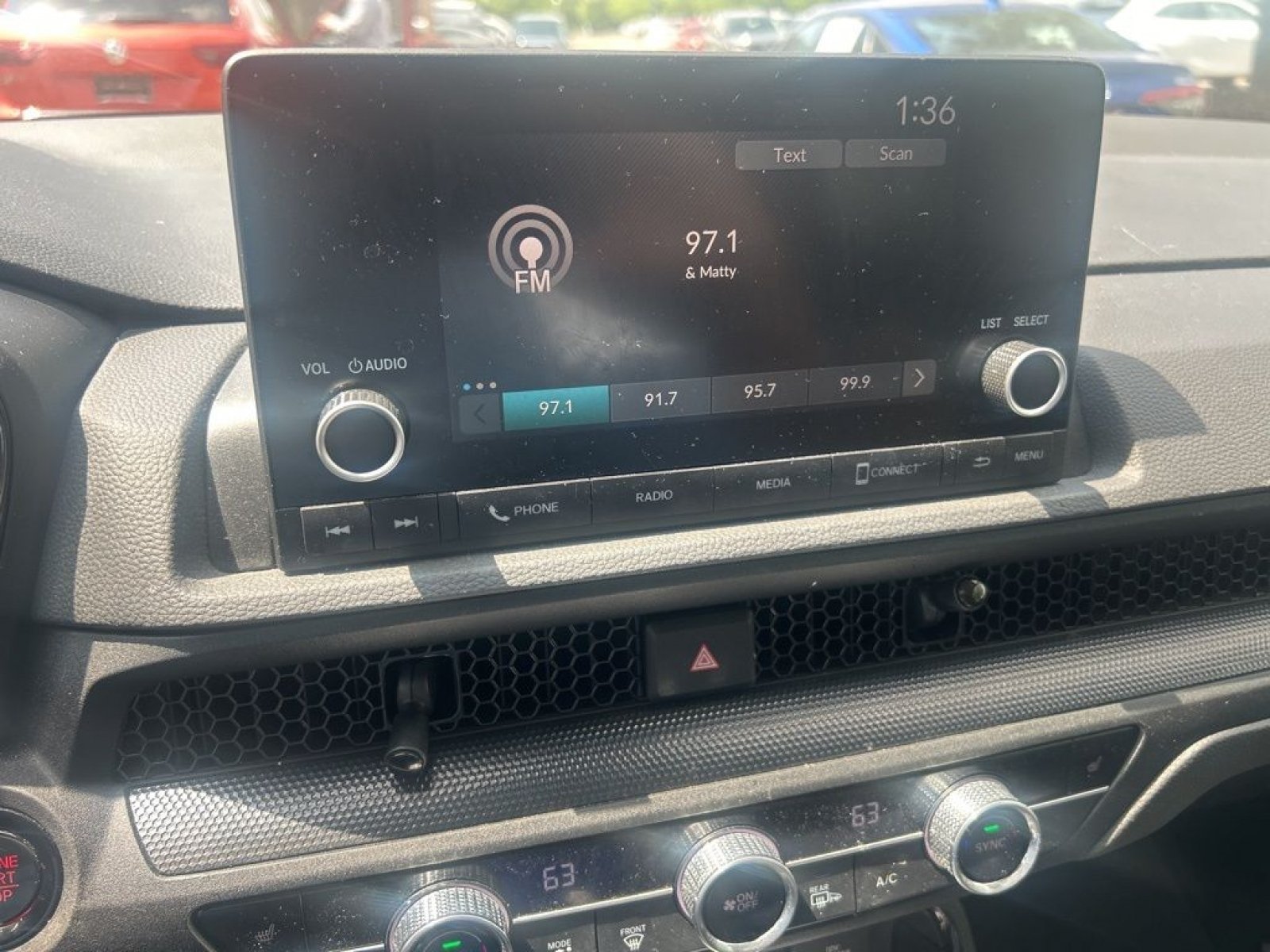 2024 Honda CR-V EX - Photo 17