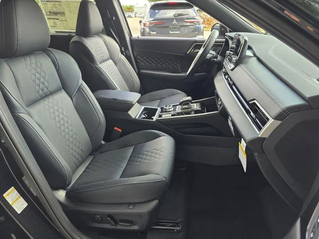2025 Mitsubishi Outlander Plug-in Hybrid SEL Black Edition - Photo 19