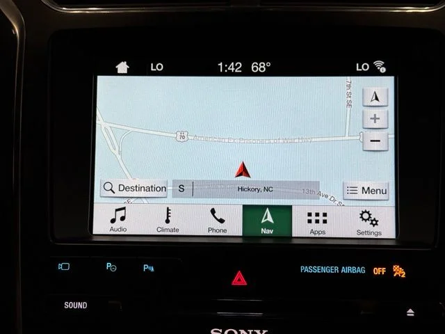 Used 2018 White Ford Limited image 26