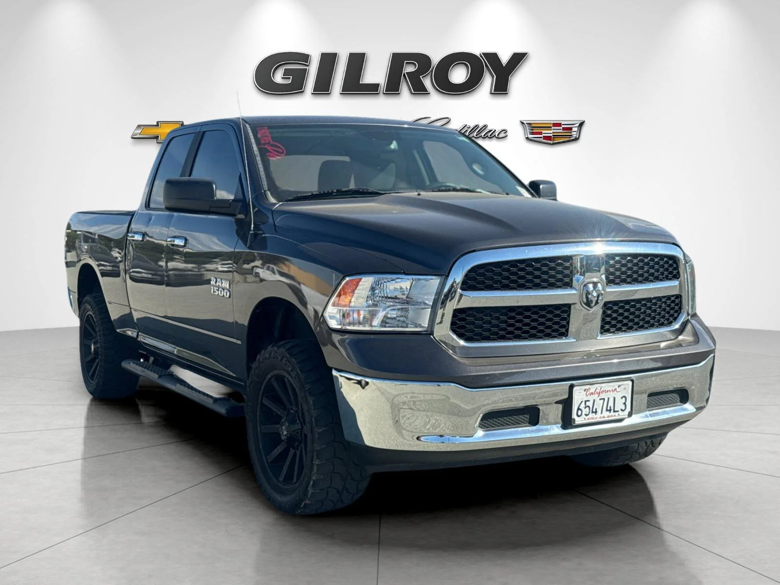 Used 2015 Granite Crystal Metallic Clearcoat Ram SLT image 2