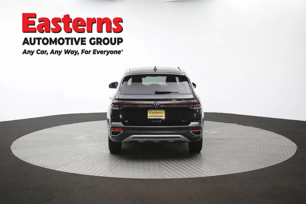 Used 2025 Black Volkswagen 1.5T SE image 37