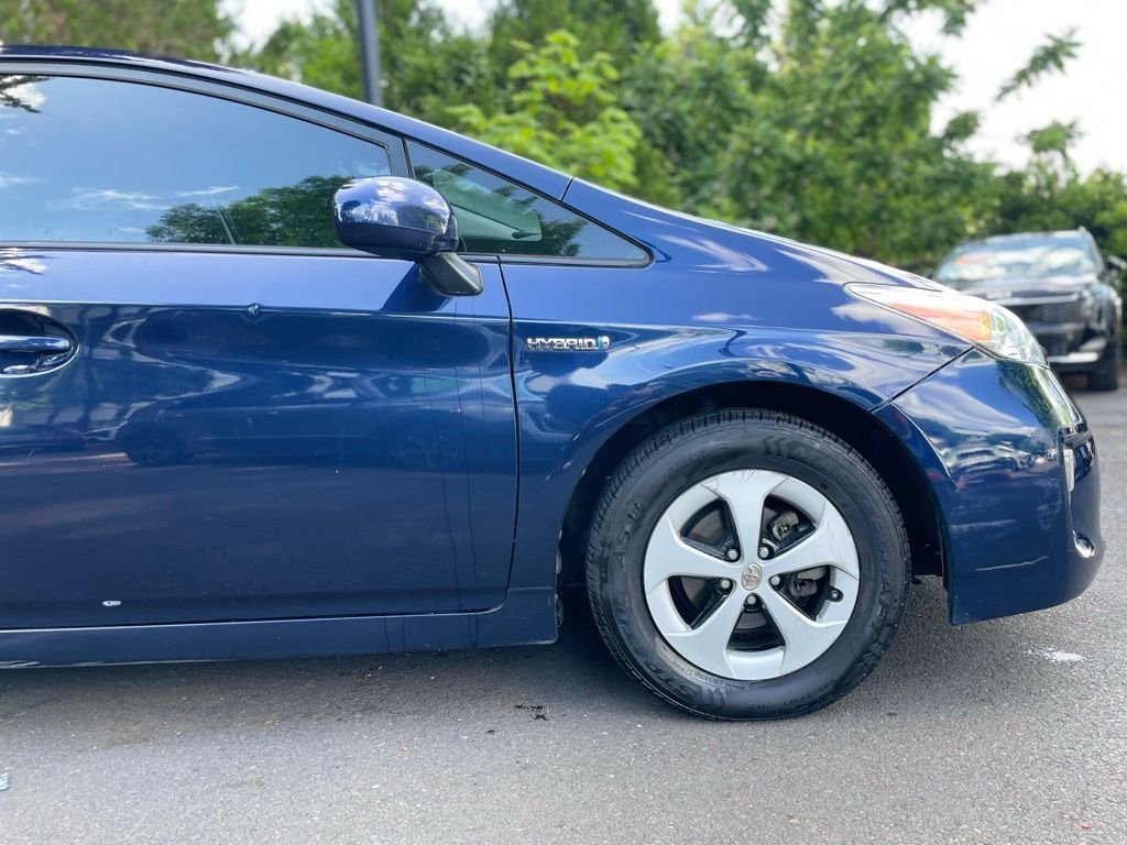 Used 2015 Nautical Blue Metallic Toyota Two image 2