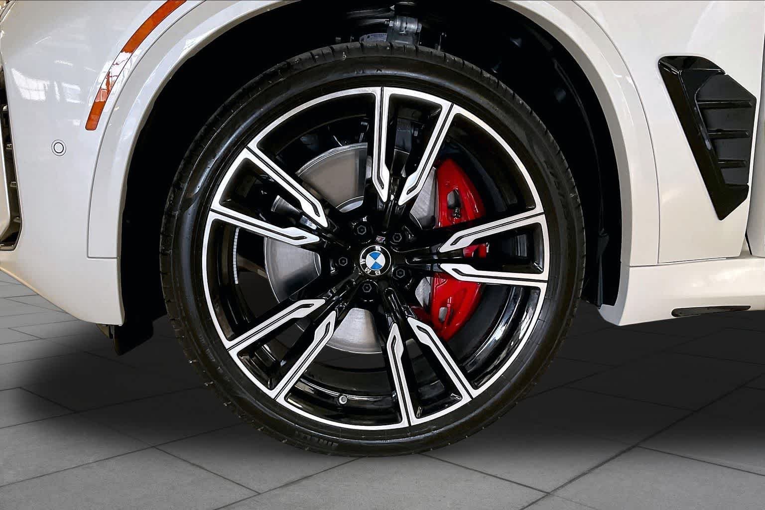 New 2026 Mineral White Metallic BMW M60i image 11