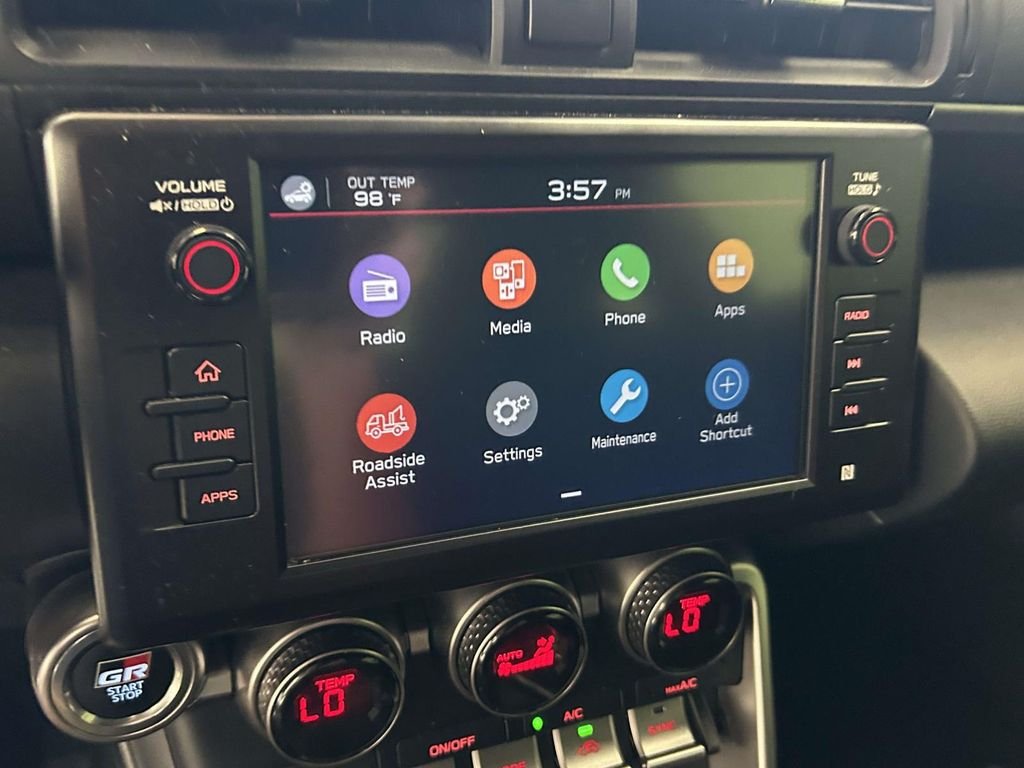 Used 2023  Toyota Base image 26