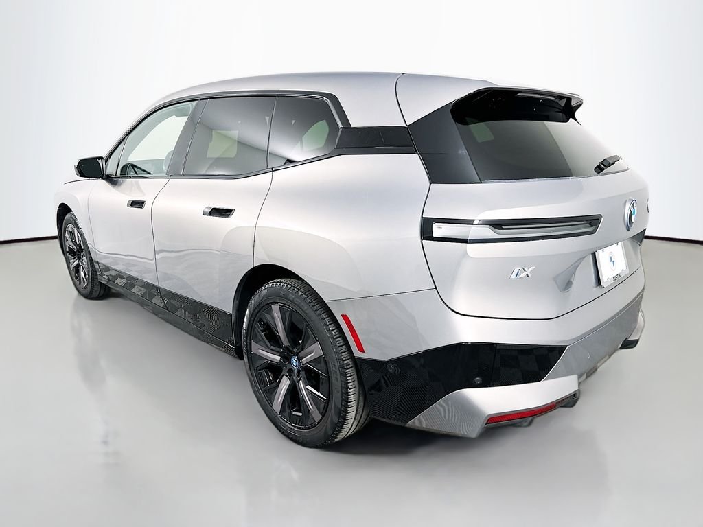 Certified Used 2024 Gray Metallic BMW xDrive50 image 7