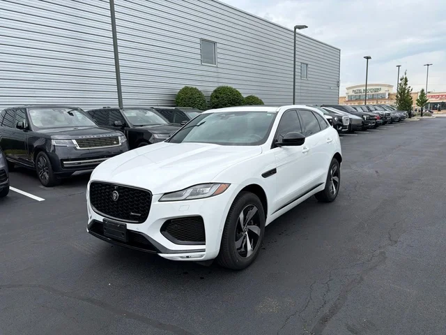 2025 Jaguar F-PACE P400 R-Dynamic S