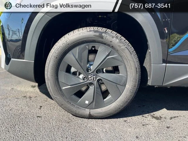 New 2026 Black Volkswagen 1.5T S image 5