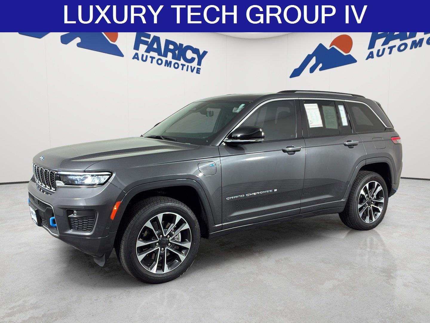 Used 2023 Baltic Gray Metallic Clearcoat Jeep Overland image 1