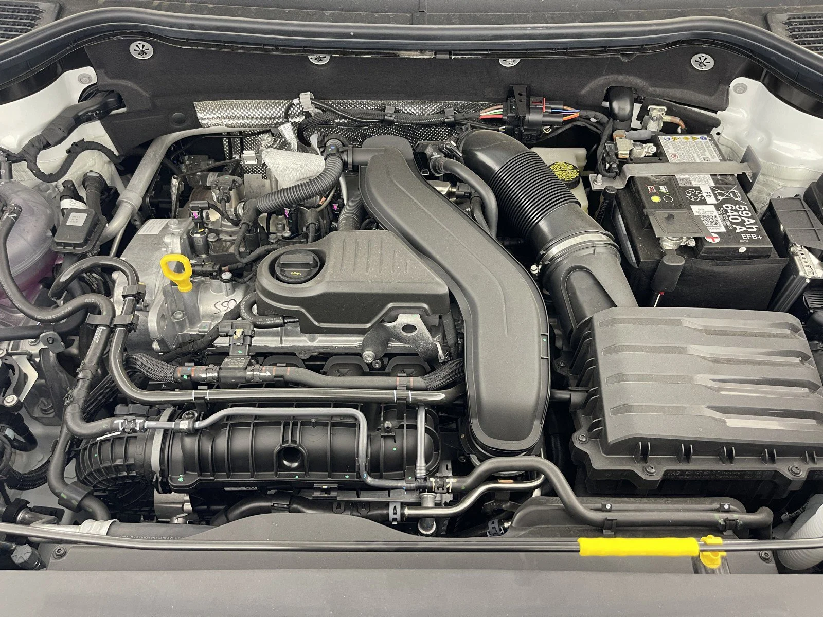 2025 Volkswagen Taos SE Black - Photo 36